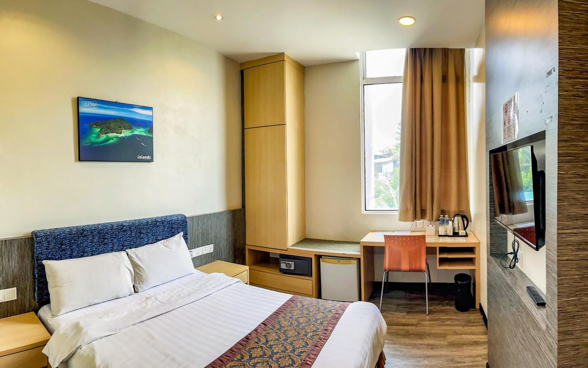 Courtyard Hotel 1Borneo Kota Kinabalu Buitenkant foto