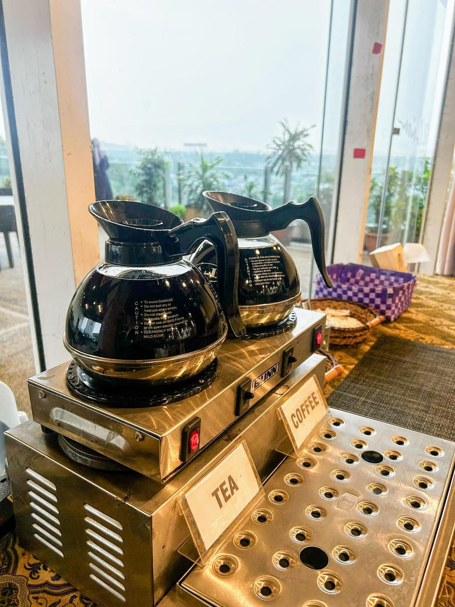 Courtyard Hotel 1Borneo Kota Kinabalu Buitenkant foto