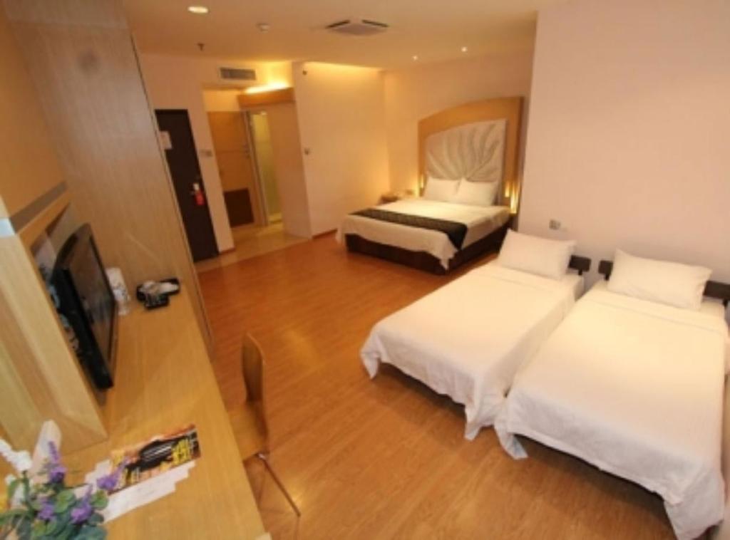 Courtyard Hotel 1Borneo Kota Kinabalu Buitenkant foto